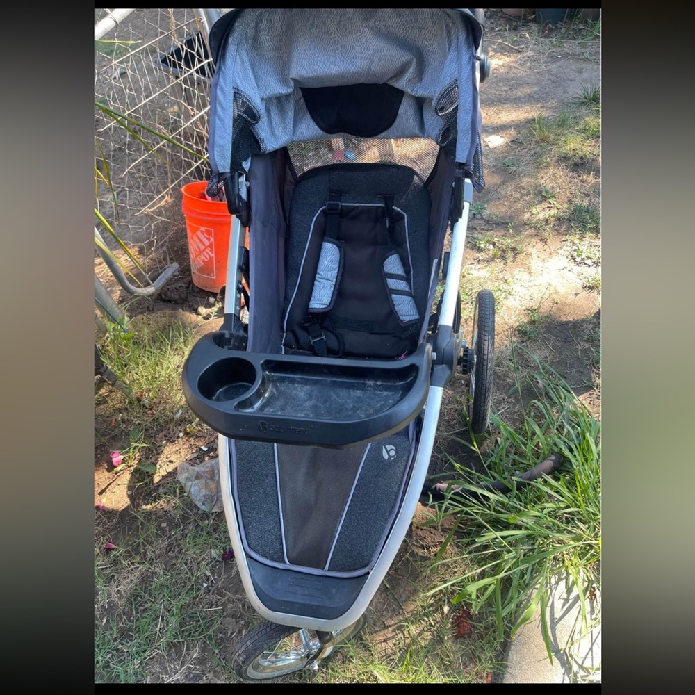 Baby trend stroller